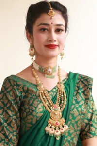 Gold necklace, narayandas.co.in